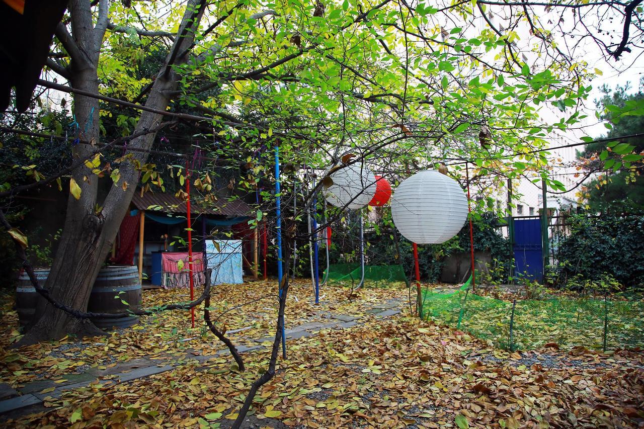 Zgarbi Hostel Tbilisi Exterior photo